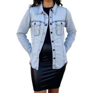 GUESS Chambray Light Blue Denim Shirt Size Medium